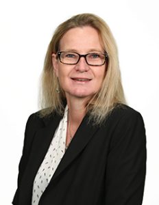 Headshot of Claudia Weissman, VP of Global Libraries and Schools, OverDrive and Geschäftsführerin for OverDrive Europe